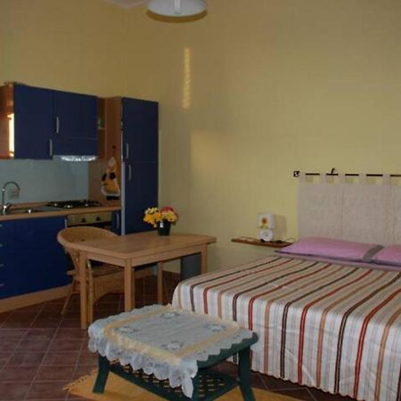 Apartament Le Colonie Bosa Marina Zewnętrze zdjęcie
